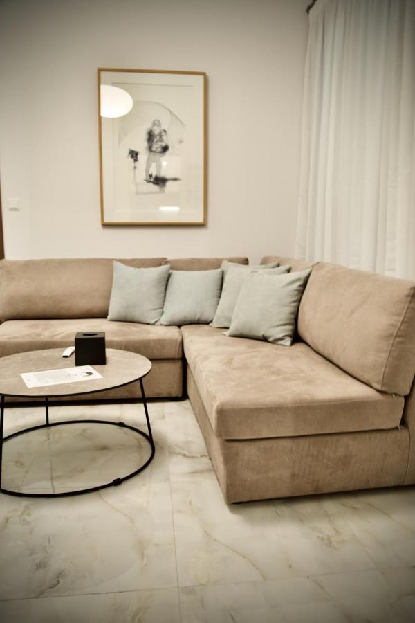 Odi Artspitality Apartment Волос Екстериор снимка